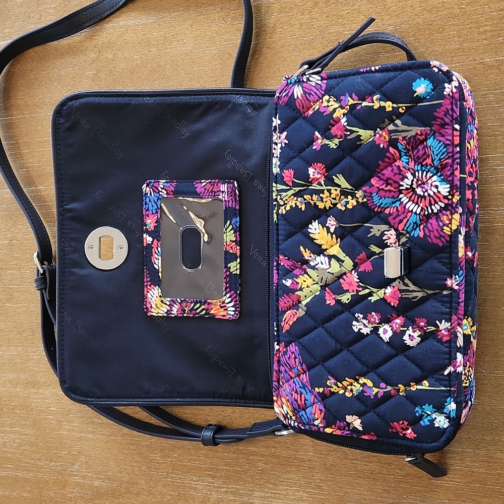 NEVER USED VERA BRADLEY CROSSBODY BAG - Picture 8 of 16